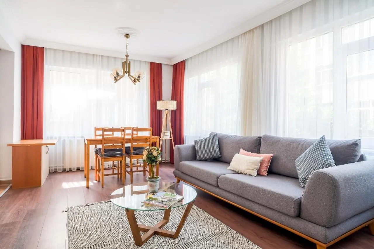 Cozy Flat 10 Min To Besiktas Coast Apartamento Estambul